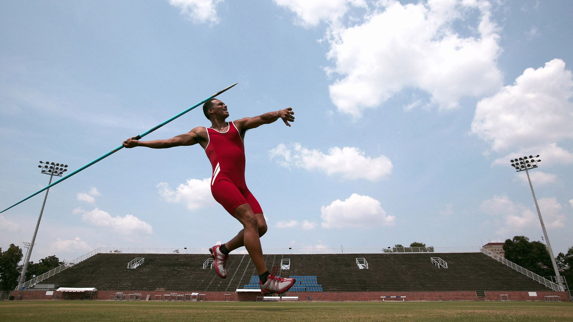 开云体育官方网站-马克西,在命运的刀锋上起舞